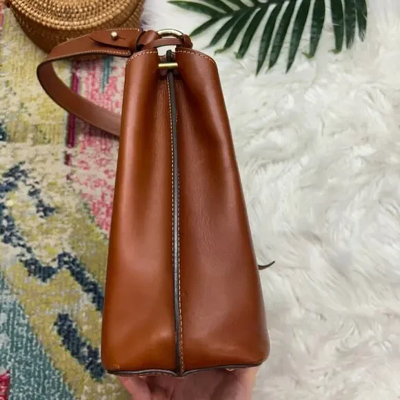 $550 Dooney & Bourke Designer Brown Leather Alto Small Lauretta Bag Purse - Picture 9 of 16